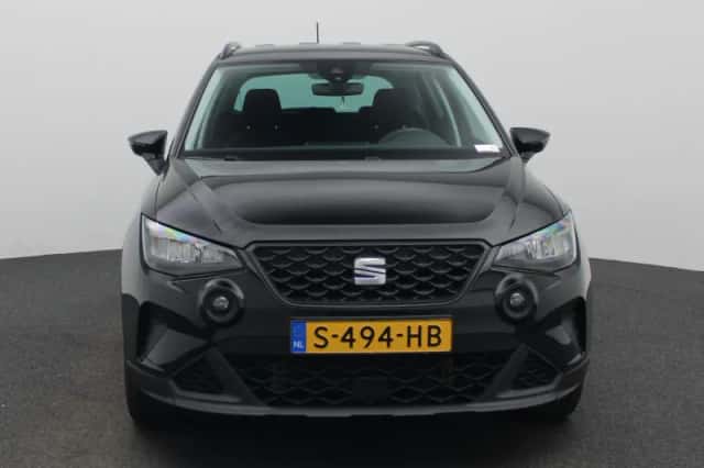 SEAT Arona (2023) thumbnail 3