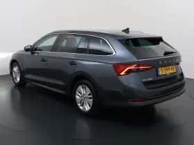 Škoda Octavia (2021) thumbnail 3