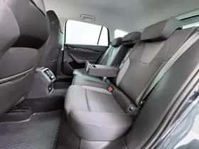 Škoda Octavia (2021) thumbnail 9