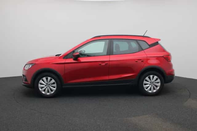 SEAT Arona (2021) thumbnail 4
