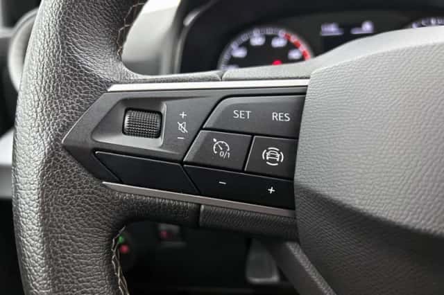 SEAT Ibiza (2022) thumbnail 6
