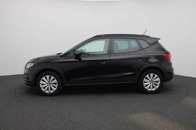 SEAT Arona (2021) thumbnail 4