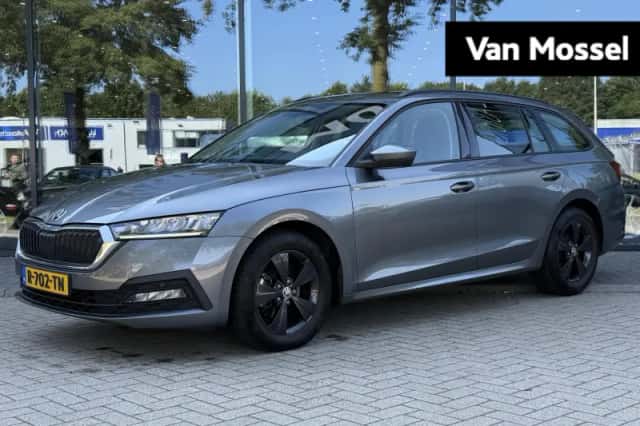 Škoda Octavia (2022) thumbnail 1