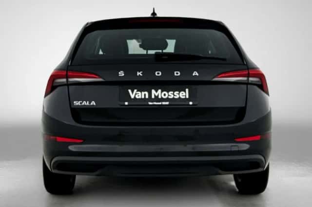 Škoda Scala (2021) thumbnail 3