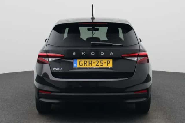 Škoda Fabia (2024) thumbnail 5