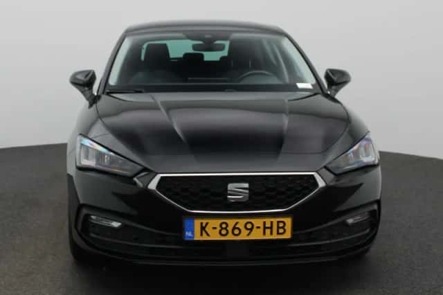 SEAT Leon (2021) thumbnail 3