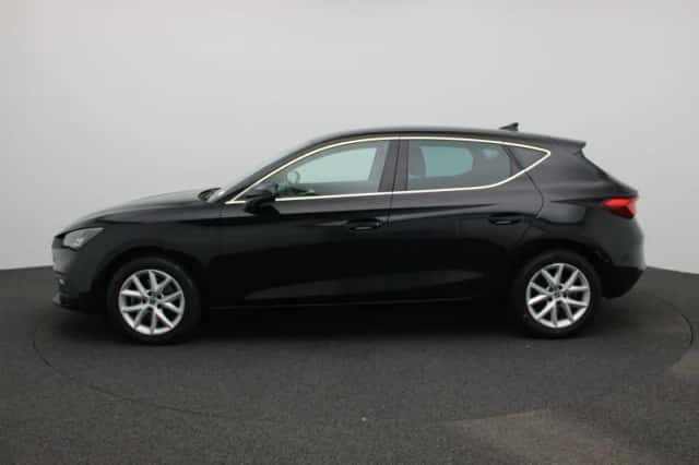 SEAT Leon (2021) thumbnail 4