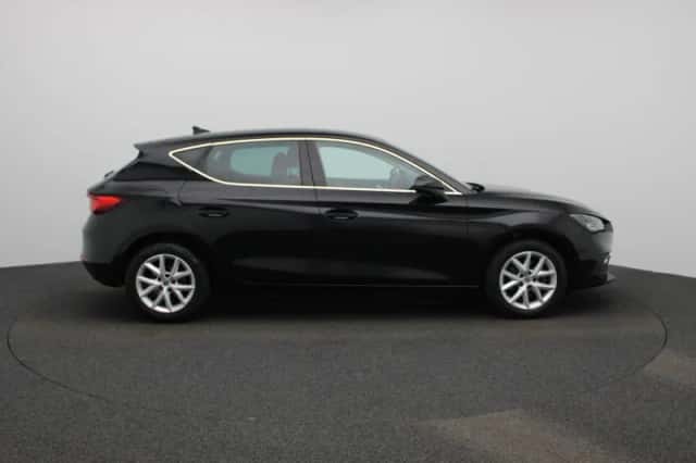 SEAT Leon (2021) thumbnail 6