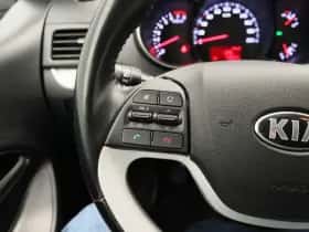 Kia Picanto (2017) thumbnail 16