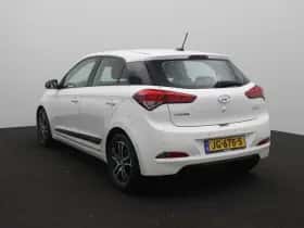 Hyundai i20 (2016) thumbnail 2