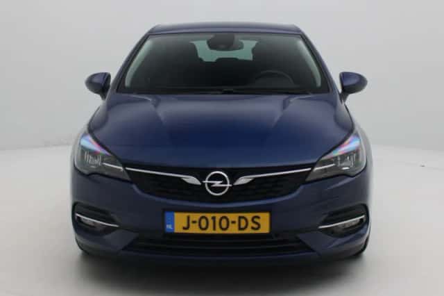 Opel Astra (2020) thumbnail 3