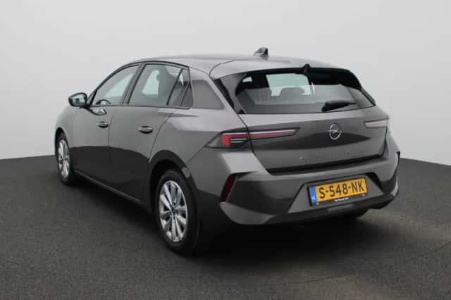 Opel Astra (2023) thumbnail 3