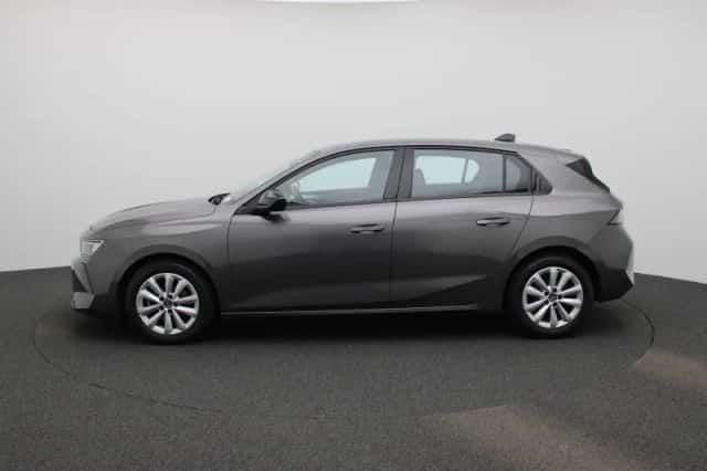 Opel Astra (2023) thumbnail 5