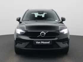 Volvo XC40 (2022) thumbnail 3