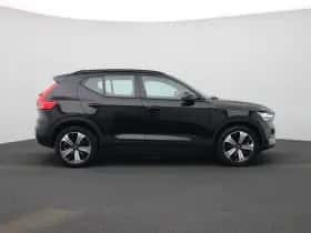 Volvo XC40 (2022) thumbnail 6