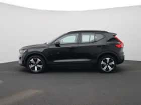 Volvo XC40 (2022) thumbnail 5