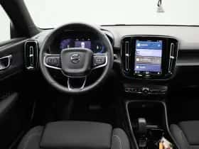 Volvo XC40 (2022) thumbnail 8