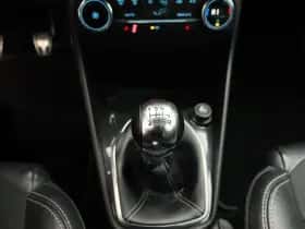 Ford Fiesta (2018) thumbnail 12
