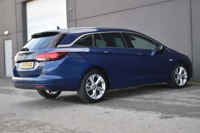 Opel Astra (2021) thumbnail 5
