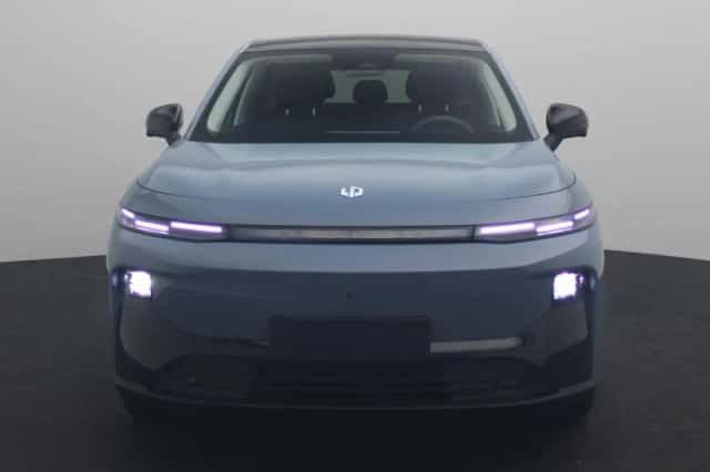 Leapmotor B10 (2026) thumbnail 3