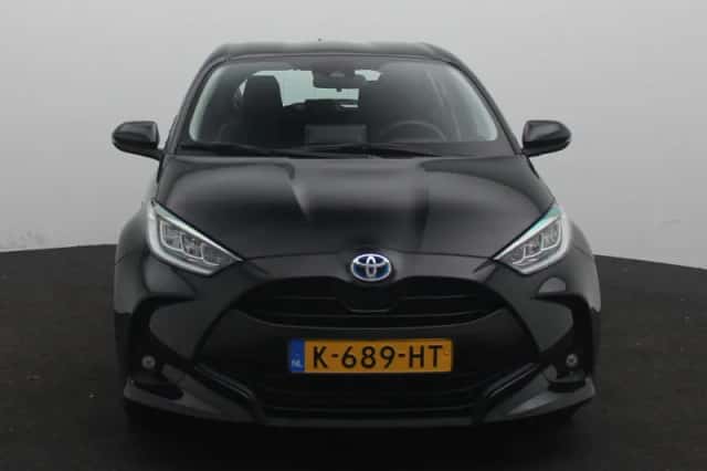 Toyota Yaris (2020) thumbnail 4