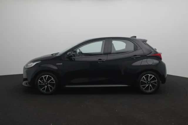 Toyota Yaris (2020) thumbnail 5