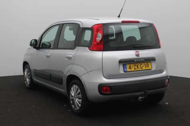 Fiat Panda (2015) thumbnail 3