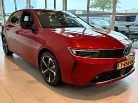Opel Astra (2023) thumbnail 3