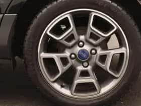 Ford EcoSport (2017) thumbnail 17