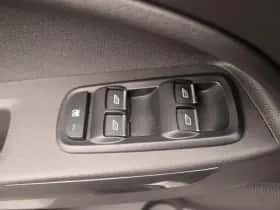Ford EcoSport (2017) thumbnail 21