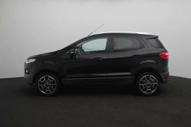 Ford EcoSport (2017) thumbnail 5