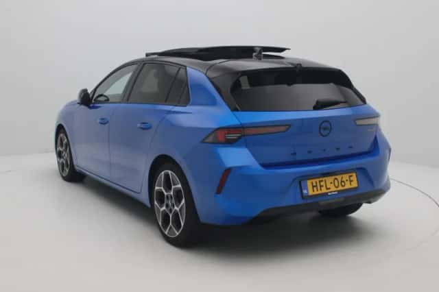 Opel Astra (2025) thumbnail 3