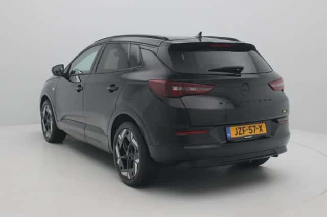 Opel Grandland (2023) thumbnail 2