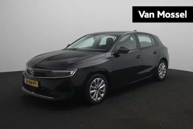 Opel Astra (2022) thumbnail 1