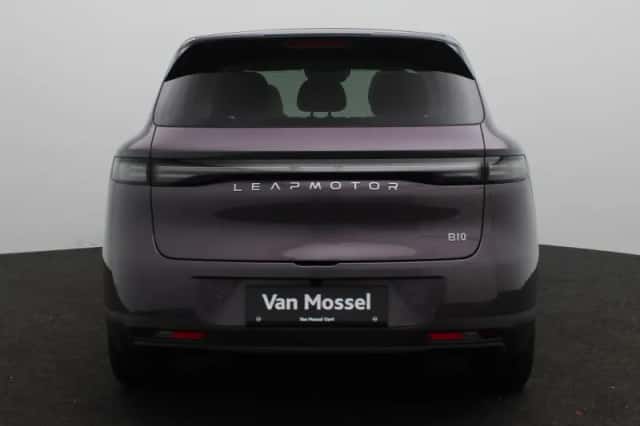 Leapmotor B10 (2026) thumbnail 5