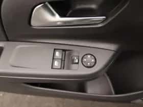 Opel Corsa (2023) thumbnail 21