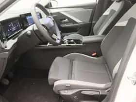 Opel Astra (2025) thumbnail 11