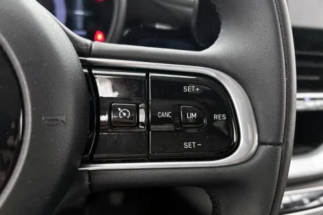 Fiat 500e (2023) thumbnail 6