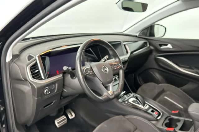 Opel Grandland (2023) thumbnail 12