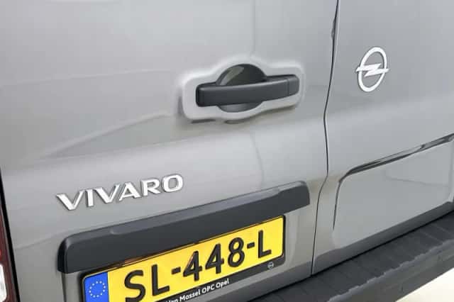 Opel Vivaro (2018) thumbnail 21