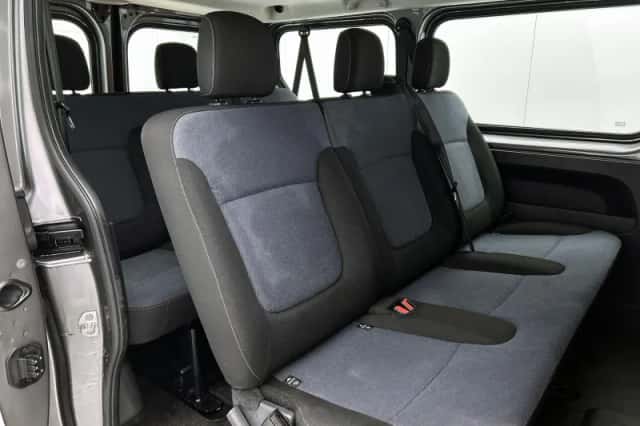 Opel Vivaro (2018) thumbnail 28