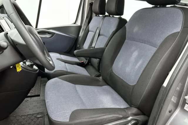 Opel Vivaro (2018) thumbnail 7