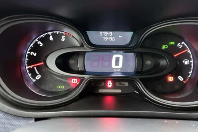 Opel Vivaro (2018) thumbnail 9