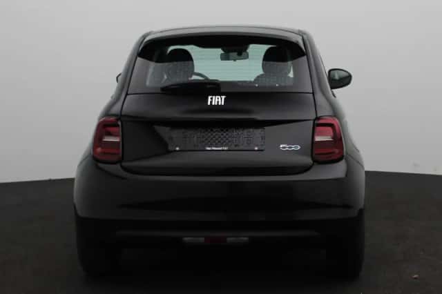 Fiat 500e (2024) thumbnail 5