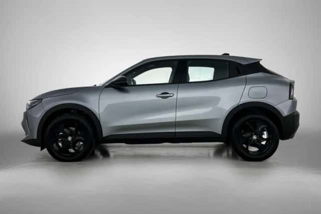 Alfa Romeo Junior (2025) thumbnail 2