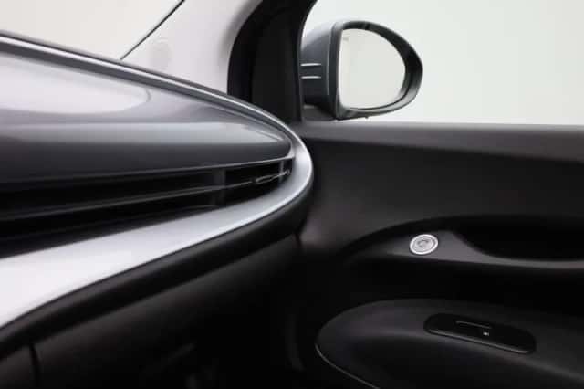 Fiat 500C (2023) thumbnail 24
