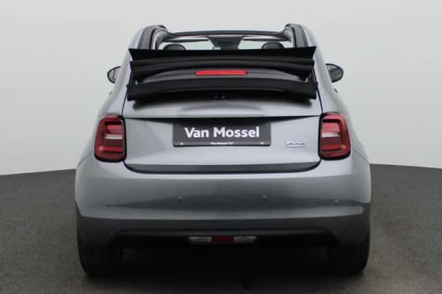 Fiat 500C (2023) thumbnail 5
