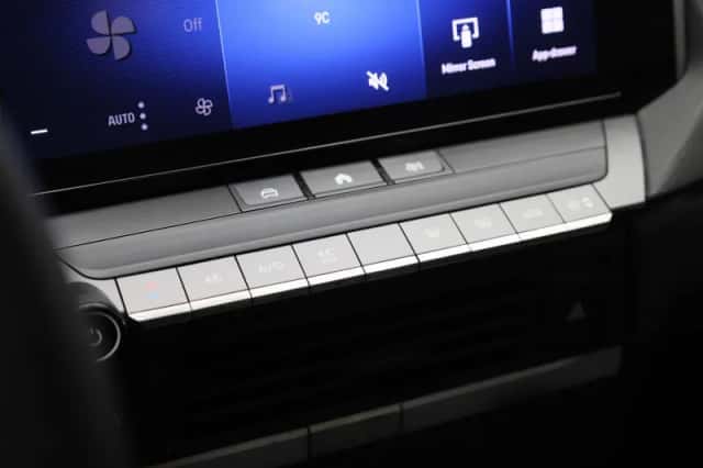 Opel Astra (2023) thumbnail 15