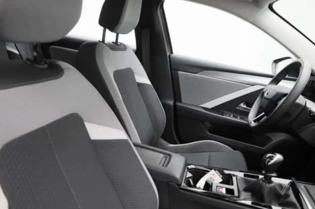 Opel Astra (2023) thumbnail 29