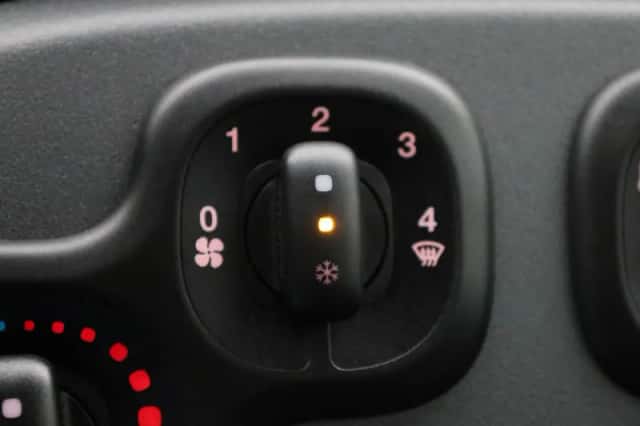Fiat Panda (2022) thumbnail 20